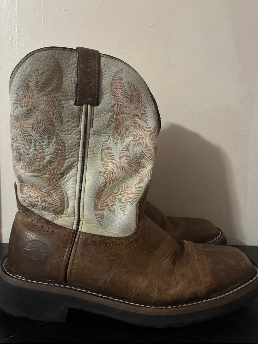 Justin Men's Driller 11-Inch Work Boots in a copper and cream colorway size 8